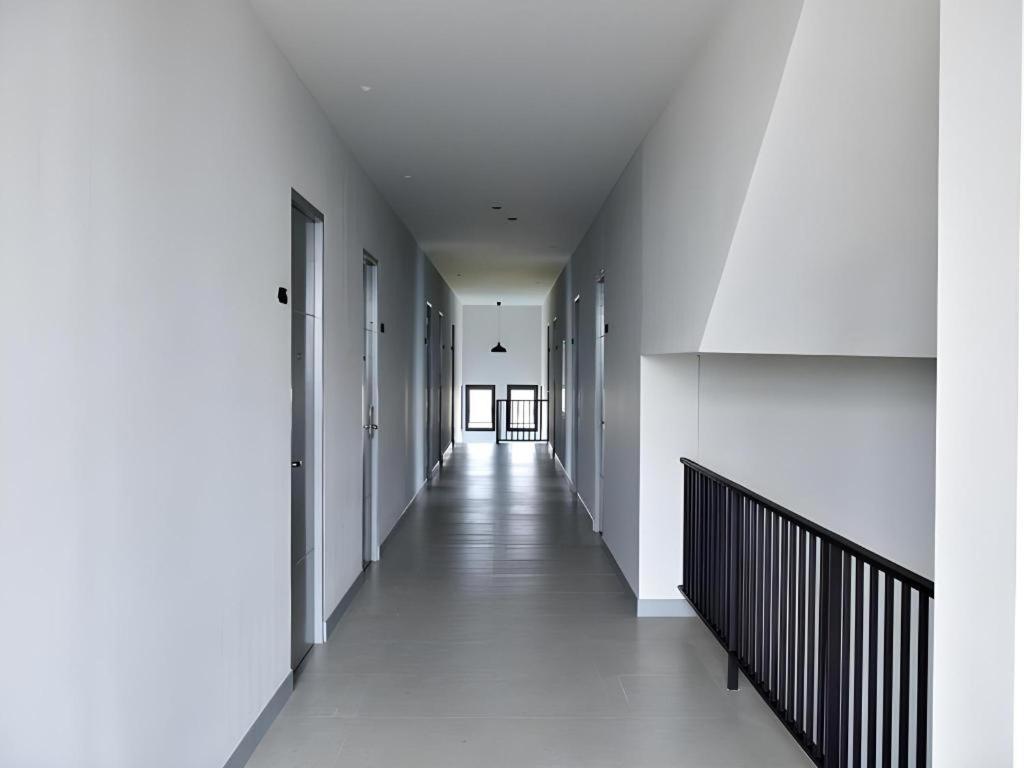 @Sleep Hotel Nakhon Pathom Exterior photo