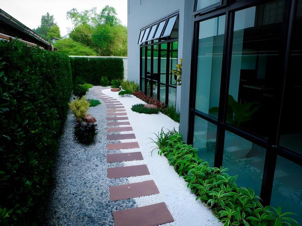 @Sleep Hotel Nakhon Pathom Exterior photo