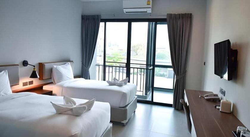 @Sleep Hotel Nakhon Pathom Exterior photo