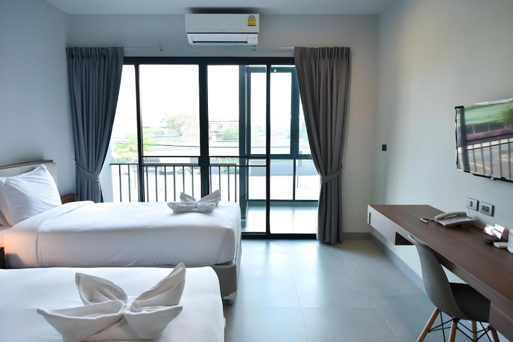 @Sleep Hotel Nakhon Pathom Exterior photo