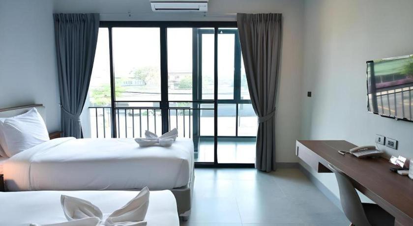 @Sleep Hotel Nakhon Pathom Exterior photo